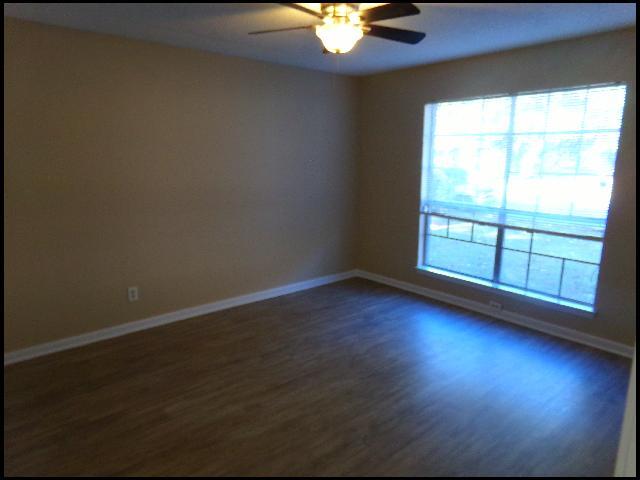 Building Photo - 13222 Quail Bend Dr