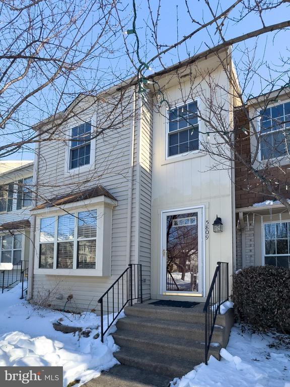 Building Photo - 5809 Waterdale Ct