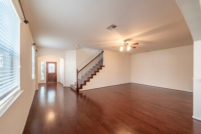 Building Photo - 3906 Waterford Ln