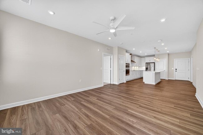 Building Photo - 21630 Hawksbill High Cir