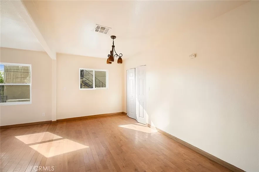 dining room - 623 Brittania St