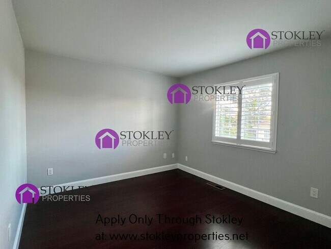 Building Photo - 1562 Terry Lynn Ln