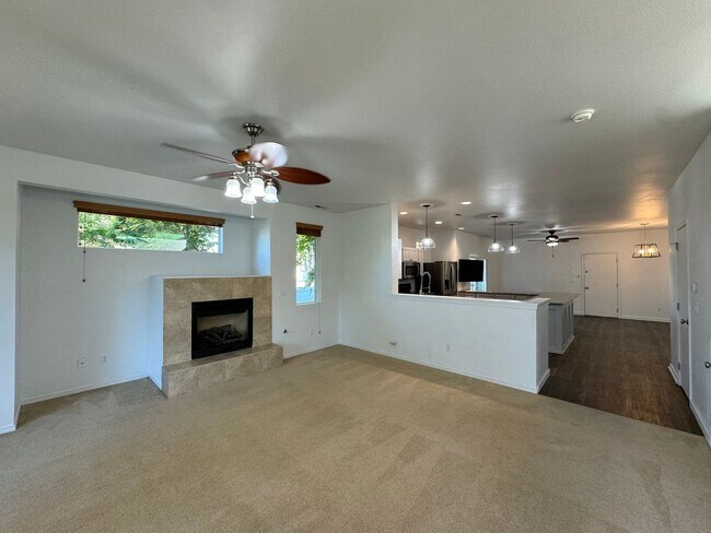 Building Photo - Open Concept 2 Story Home - Lacey