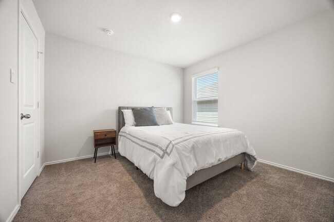 Building Photo - Lease Home in Comal County is Ready for Im...