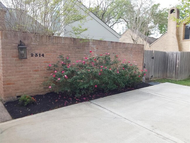Building Photo - 2314 Silver Sage Dr