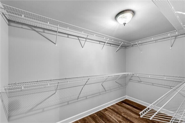 Building Photo - 1200 Chelsey Ln