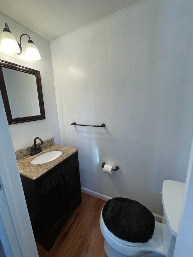 Building Photo - 120 Scottsdale Dr