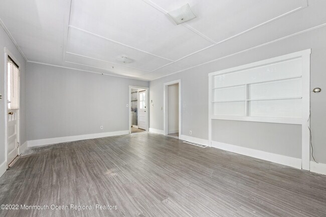 Building Photo - 21 Toms River Rd