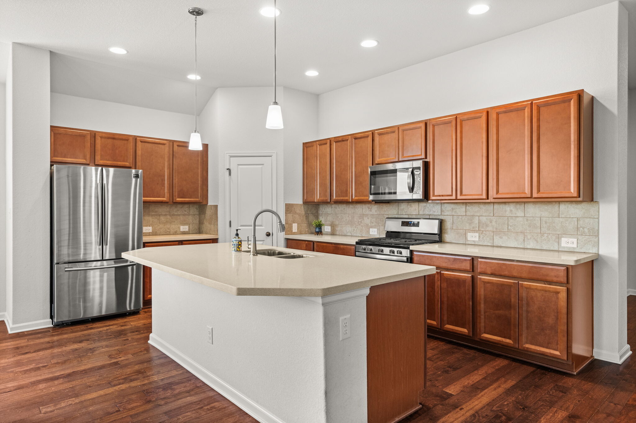 Building Photo - 489 Bridgestone Way