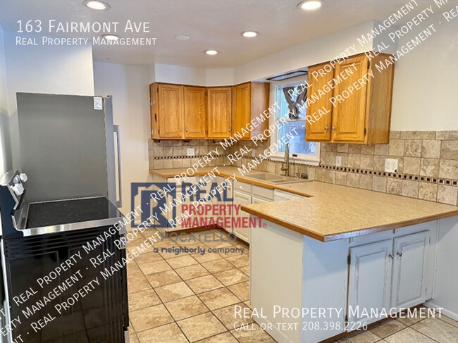 Building Photo - 163 Fairmont Ave