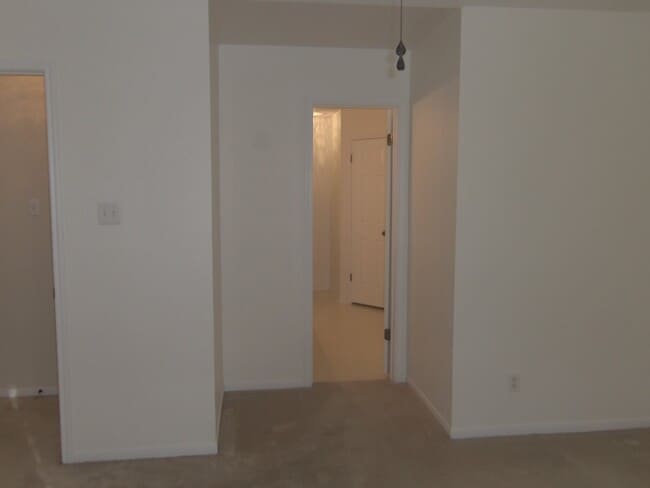 Building Photo - 4510 Fawn Dr
