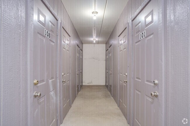 Building Photo - 6502 N 17th Ave