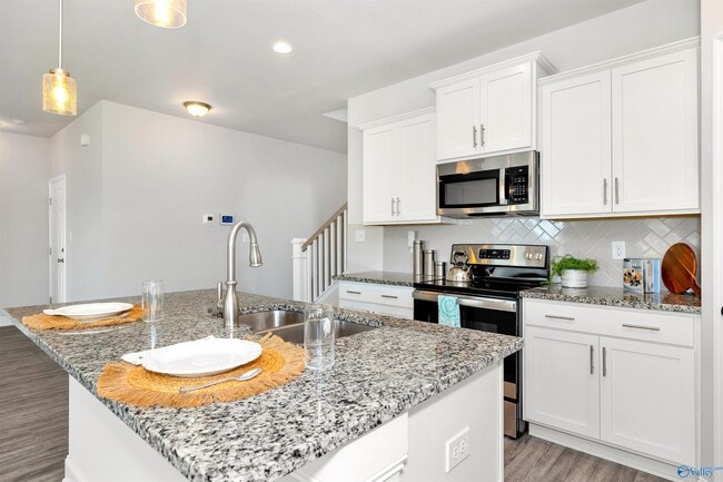 Building Photo - 134 Heritage Lakes Blvd