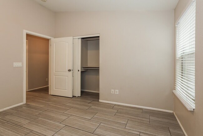 Building Photo - 16755 W Polk St