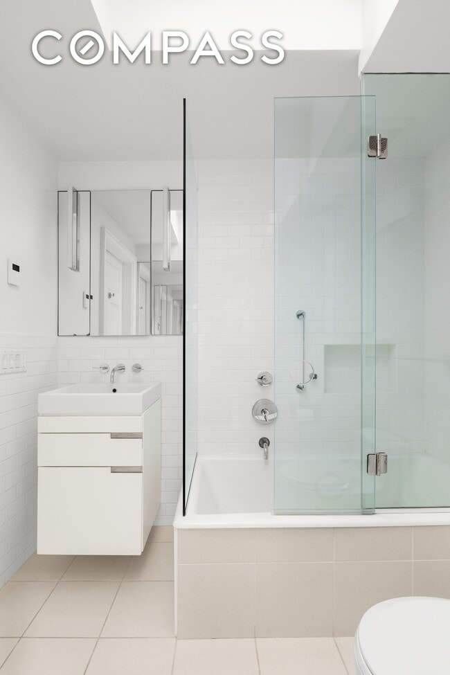 Building Photo - 152 East End Ave