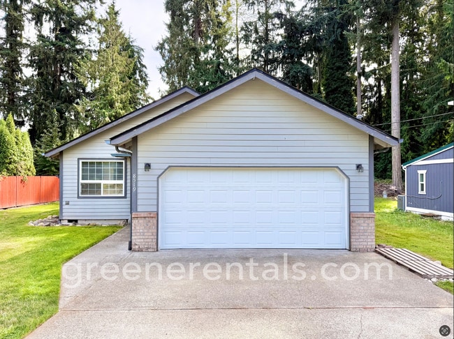 Primary Photo - 3BR/2BA Rambler in Nisqually Pines with Co...