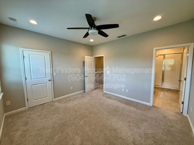 Building Photo - 427 Brandon Lks Dr