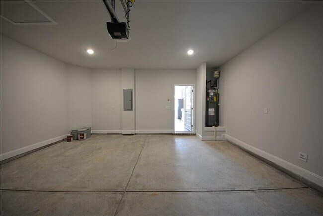 Building Photo - 1484 Sunny Vly Ln