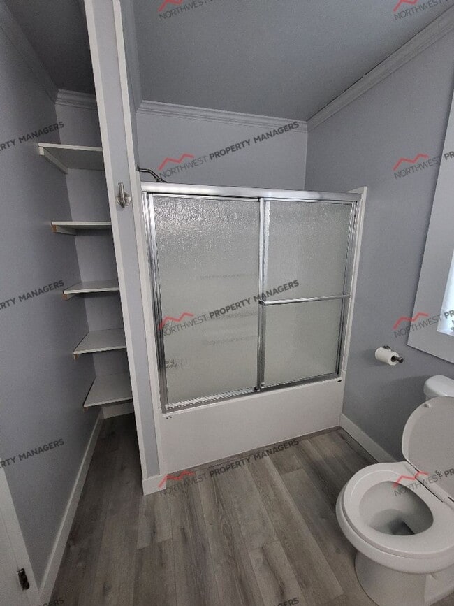 Building Photo - STATUS: *AVAILABLE* | R28 | $1895 + $100 FLAT RATE FOR W/S