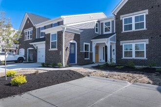 Building Photo - LIKE NeW Fisher Homes Condo Per Rent is $1849.00