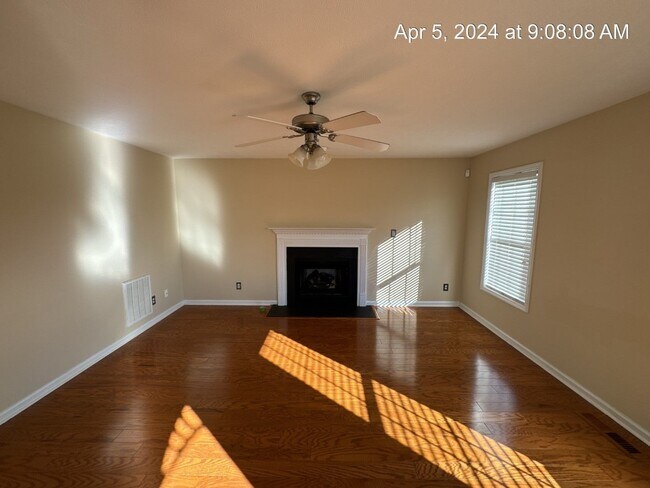 Building Photo - 1311 Saltwell Pl