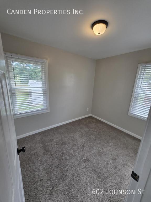 Building Photo - 602 Johnson St