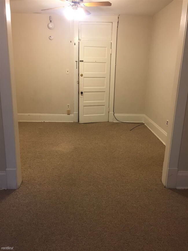 Building Photo - 324 Orange St