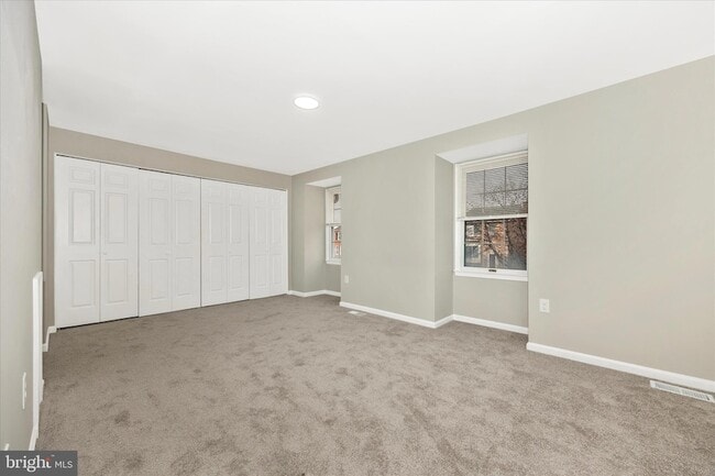 Building Photo - 114 Colony Ct