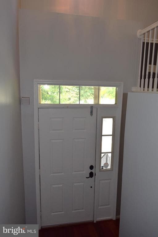Building Photo - 8819 Blue Royale Ln