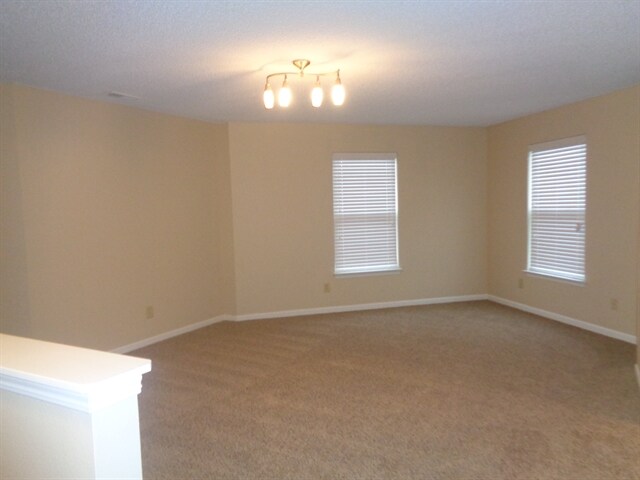 Building Photo - 2136 Olympia Dr
