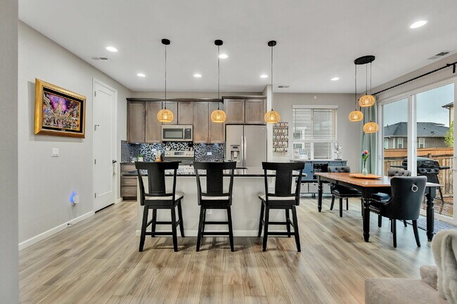 Building Photo - Newer Build 3 Bedroom Home In a Beautiful Neighborhood!