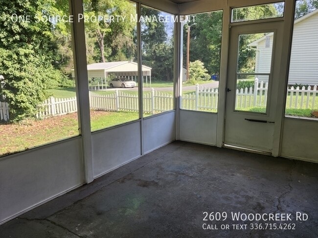 Building Photo - 2609 Woodcreek Rd