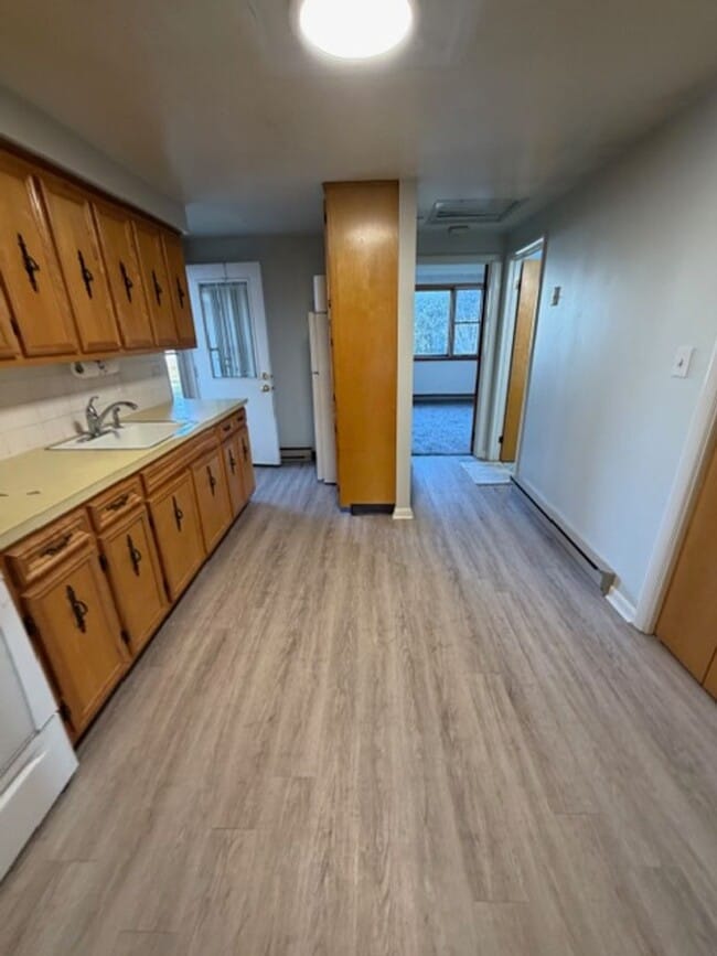 Building Photo - 1-bedroom in Hudson section of Plains