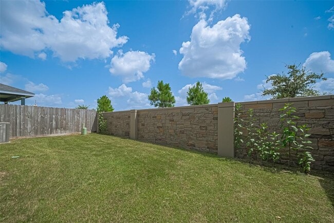 Building Photo - 5623 Foggy Vine Ct