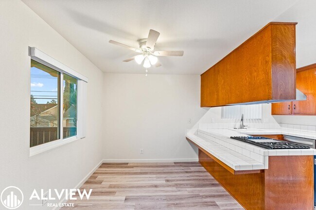 Building Photo - 7572 Amazon Dr