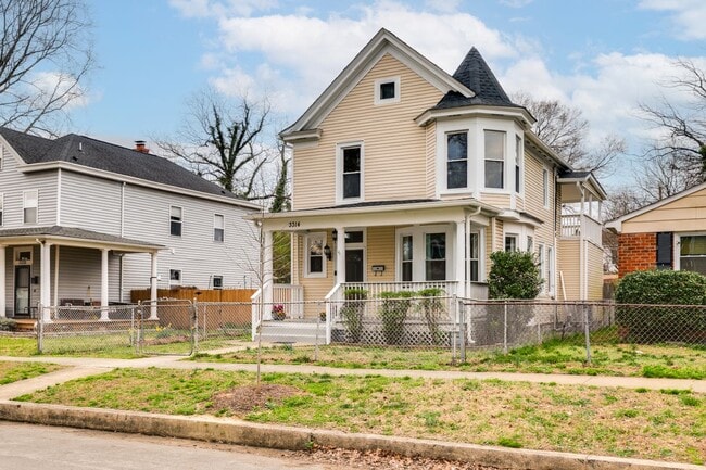 Building Photo - 3314 2nd Ave