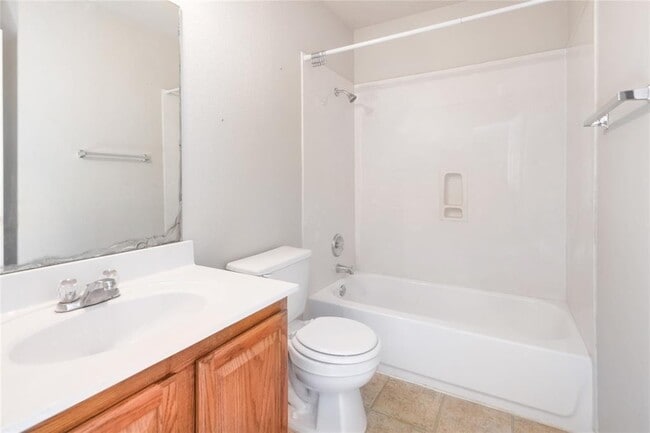 Building Photo - 1432 Anise Dr
