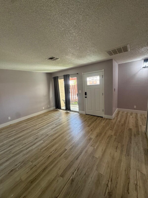 Building Photo - 457 N Lamb Blvd