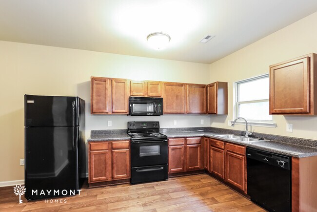 Building Photo - 224 Bandelier Cir