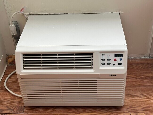 Building Photo - 2834 Atlantic Ave