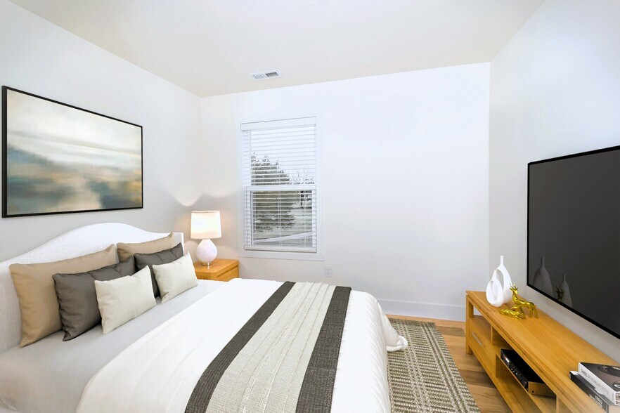 Building Photo - 2422 Legg Crk Ln