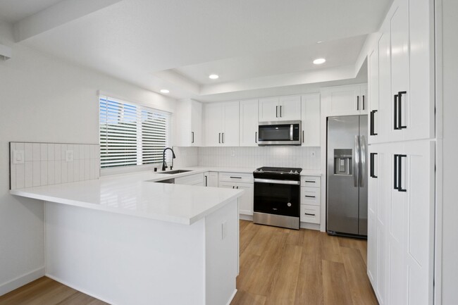 Building Photo - Immaculately Rehabbed Home in Fountain Valley