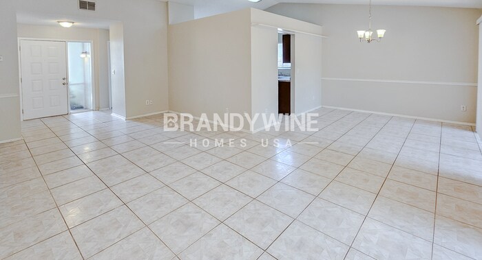 Building Photo - 737 Country Shire Ln