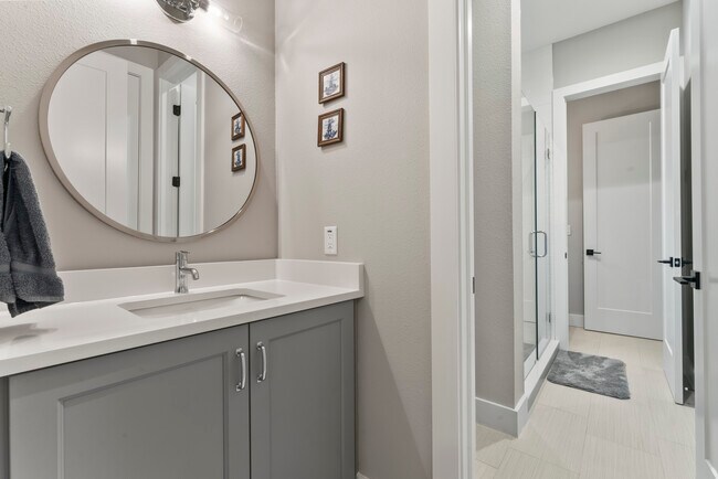 Building Photo - 3314 W Villa Rosa St