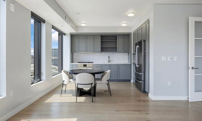 Building Photo - 1750 Wewatta St