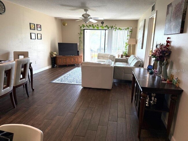 Building Photo - 108 Nina Way