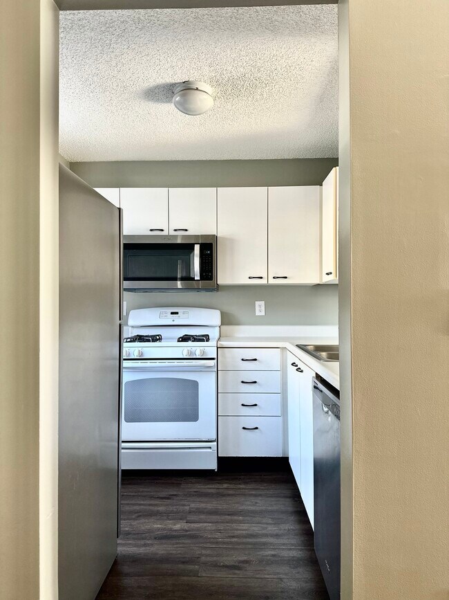 Building Photo - 5727 Kilbury Ln