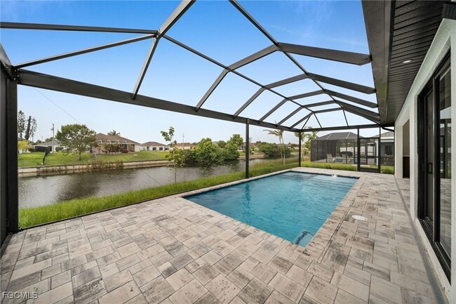 Building Photo - 3435 SW 8th Ct