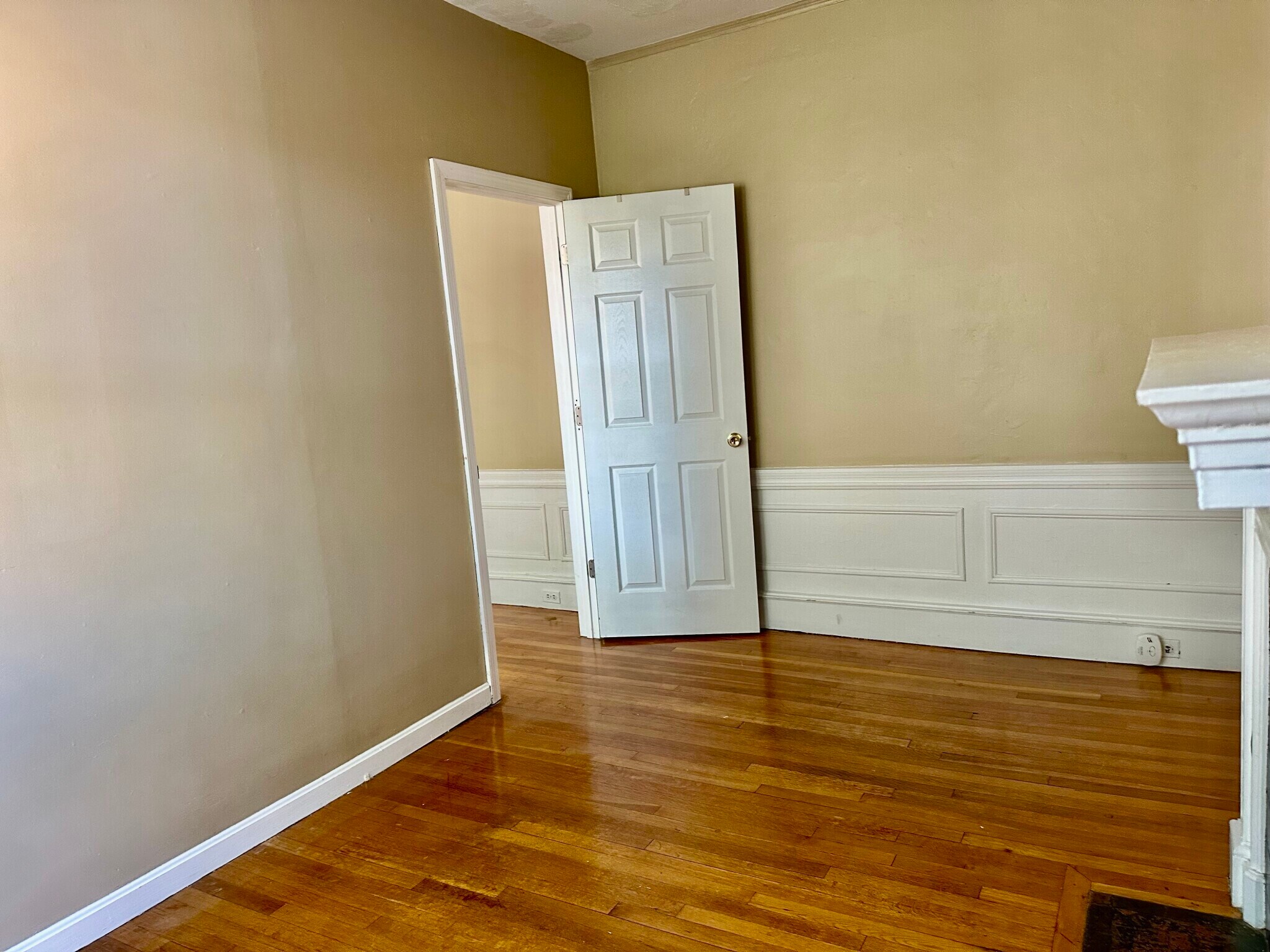 Building Photo - 330 St Paul St