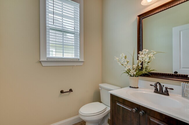 Building Photo - 5458 Everlook Cir